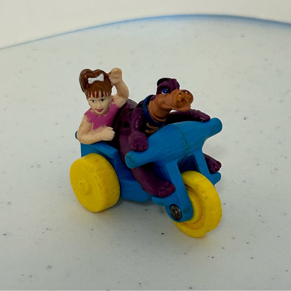 Vintage Mcdonalds 1994 The Flintstones‎ Movie Dino & Pebbles Car Toy.